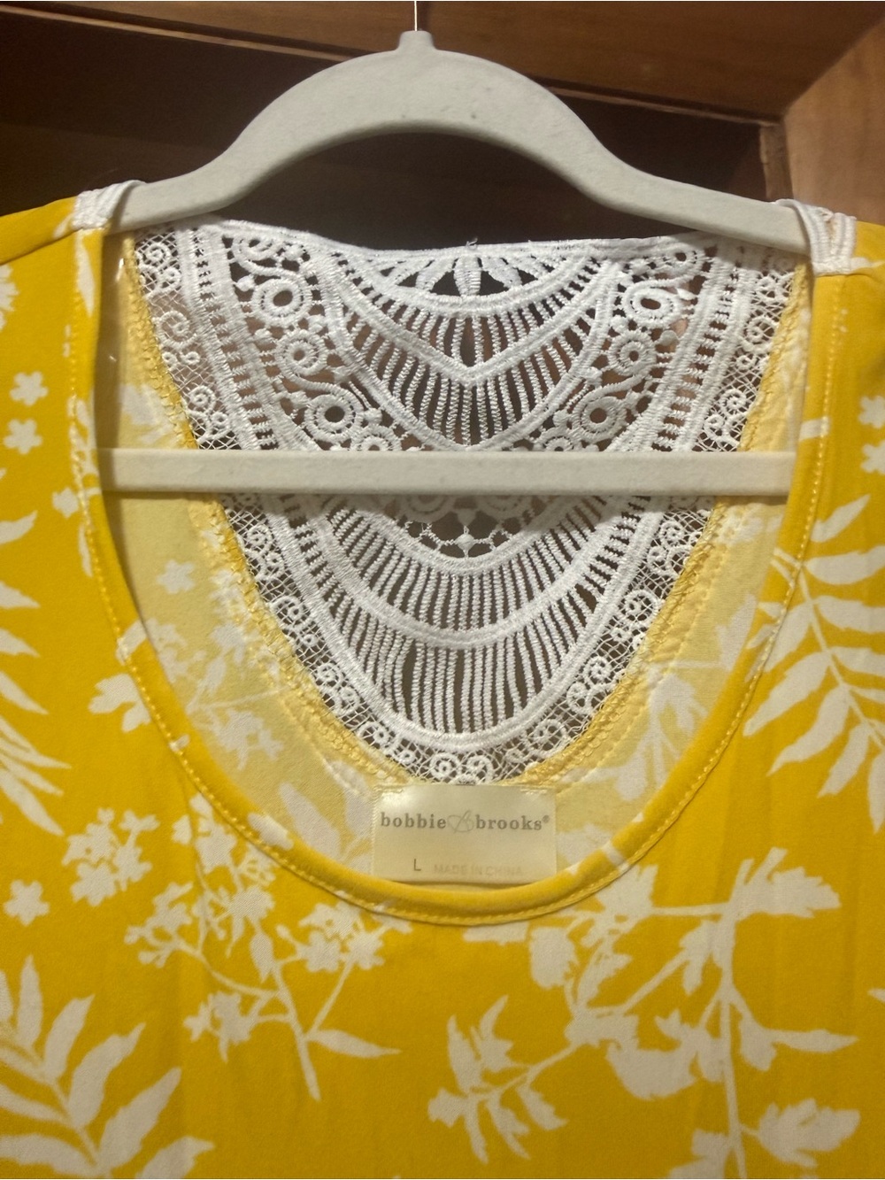 Bobbie Brooks Yellow Floral Lace-Back Midi Dress - Picture 4 of 8